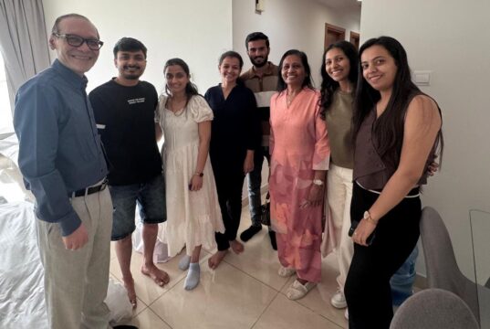 યુધ્ધની સ્થિતી વચ્ચે કચ્છી દાતાએ દુબઇમાં મહેકાવી માનવતા !